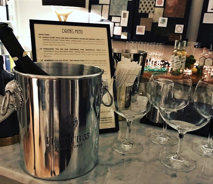 Unofficial pics of the party! 😉 More to follow soon.
A great big #ThankYou to <a href="/AmberEventsuk/">Amber Events Ltd</a> &amp; Stu at #CocktailHireLondon for making our evening!