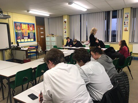 WHHS_Edin's tweet photo. Thank you Catriona from @SIFET_FinEd for delivering interesting financial and budgeting workshops to our S5 and S6 students #financialeducation #managingmymoney https://t.co/MeU1SsYsIe