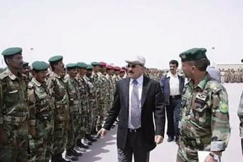 اين الجيش الدفاع عن الثورة والجمهوريه والوحده اليمنيه
اين الدولة
قالت لهم توكل كرمان
ﺃﻫﺬﺍ ﻫﻮ ﺍﻟﺘﻐﻴﻴﺮ ﺍﻟﺬﻱ ﺍﺭﺩﺗﻤﻮﻩ 
ﻭﺍﻫﺪﺍﻓﻬﻢ ﺍﺳﻘﺎﻁ ﺍﻟﻨﻈﺎﻡ ﺍﻟﺬﻱ ﺳﻌﻴﺘﻮﺍ ﻻﺟﻠﻪ النظام الجمهوري
اين توكل كرمان 
بمزيد من الارواح والدماء 
والمسكين