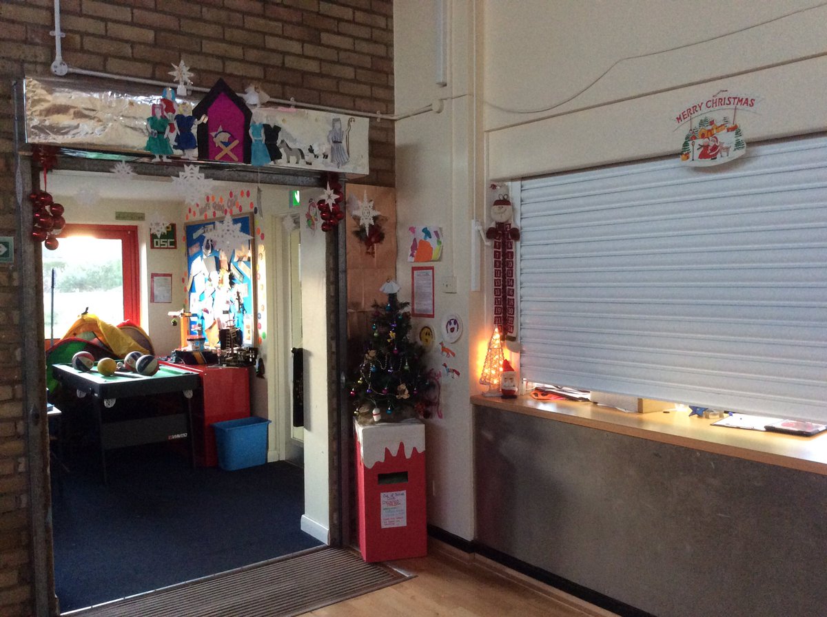 MonkhouseOSC's tweet photo. Ho ho holidays are coming... they have arrived in out of school club 🎅🏻☃️🎁 #feelingfestive https://t.co/fIVAinmpP2