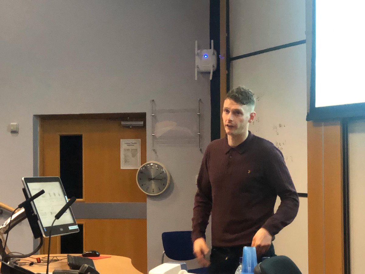 LJMac_SportSci's tweet photo. Really pleased with the response to our @SphereStir #SPSU9M2 #SportAndExerciseScience employability session. Thanks to our 4 inspirational alumni speakers, and thanks to @StirUniCareers for supporting the event. https://t.co/COlGmJj9vP