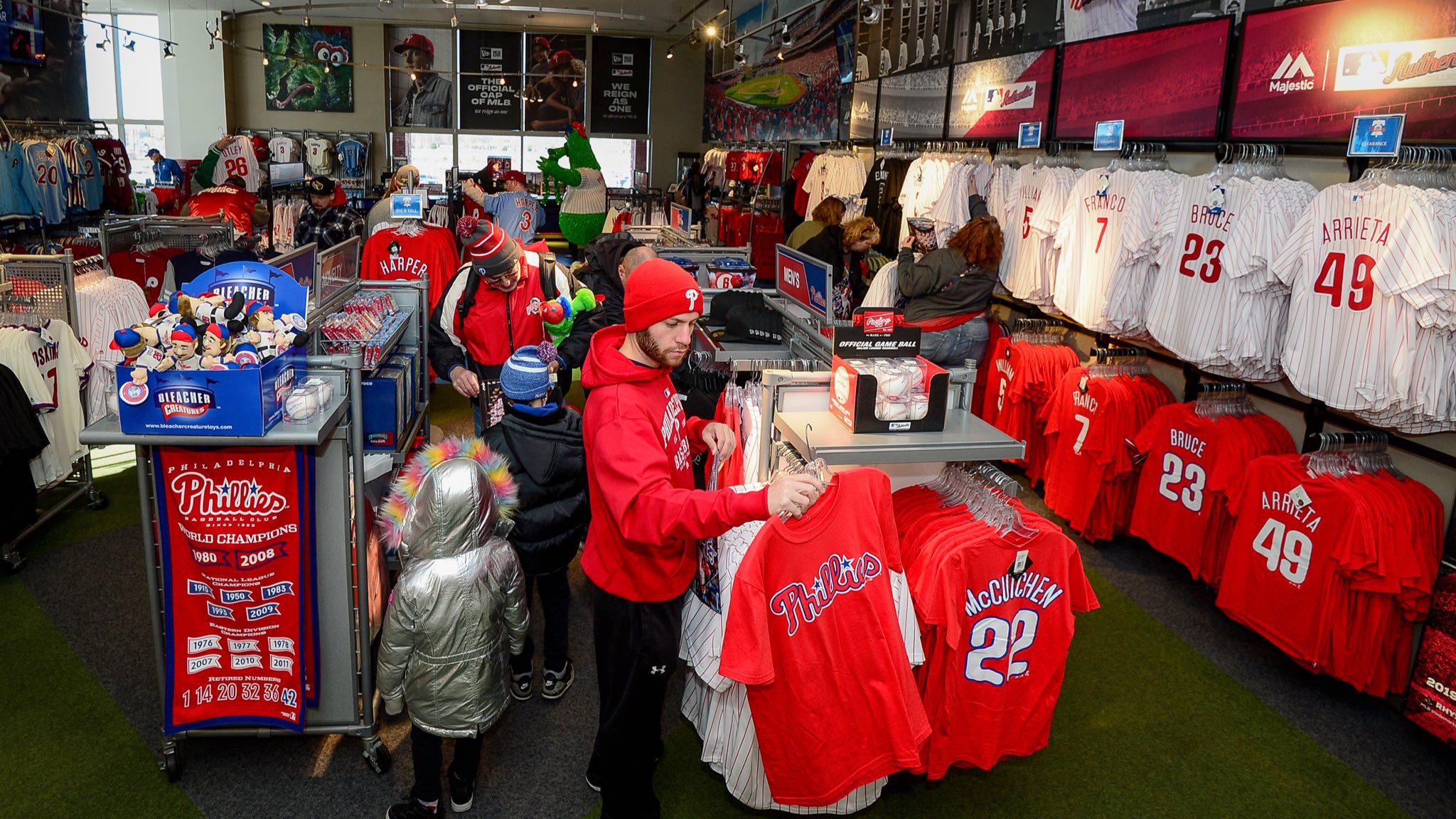 Philadelphia Phillies on X: Shop 'til you drop. 🛒 Red Friday is in full  swing at Citizens Bank Park!  / X