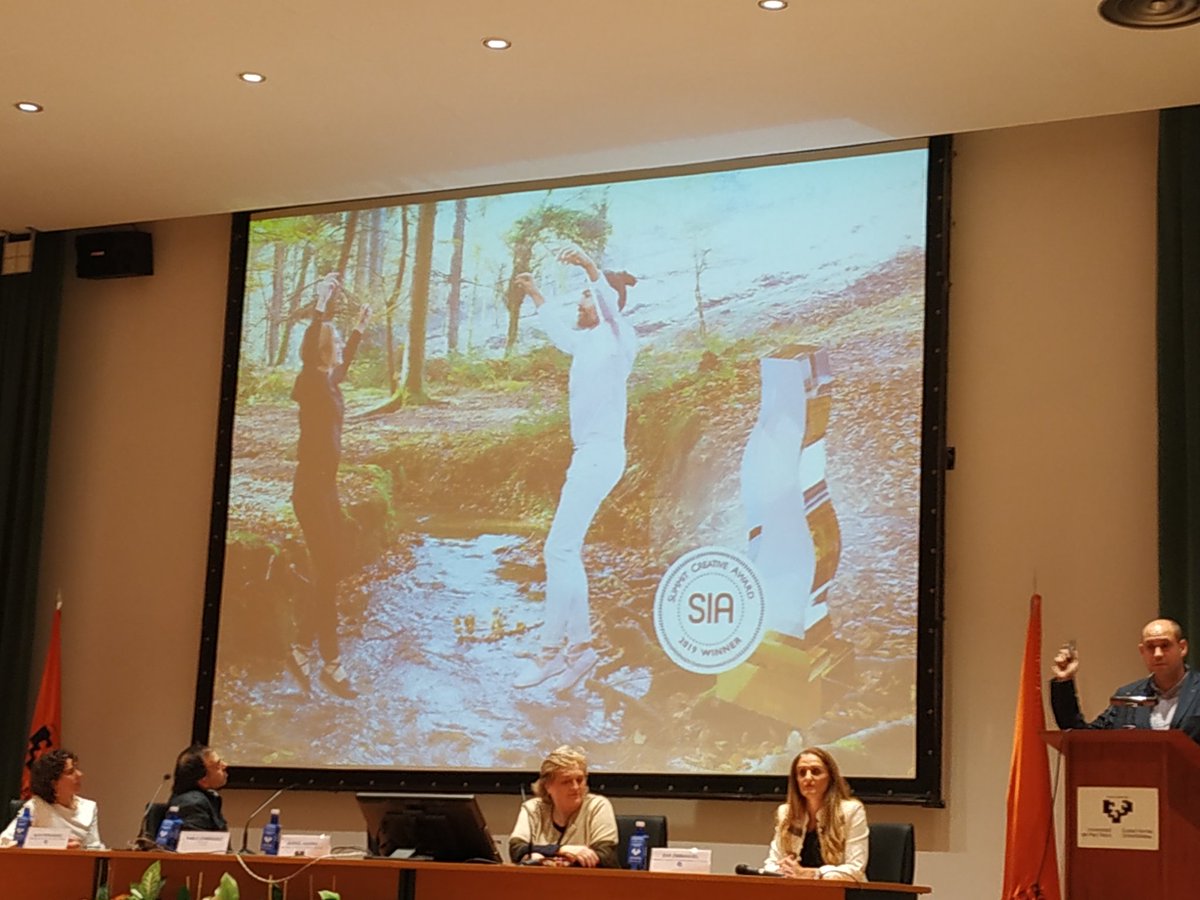 Un placer contar con vuestra enriquecedora aportación