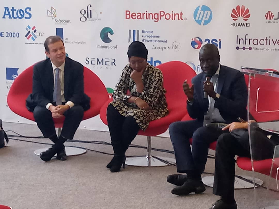 GAINDE 2000 (@gainde2000) on Twitter photo Intervention de M. Ibrahima DIAGNE <a href="/nourdiagne/">ibrahima Nour Eddine</a> sur le thème des smart cities. Comment rendre une ville intelligente ou apporter de l'intelligence dans le désordre africain quel est le vrai défi
#ATDA2019 #GaindeDigital Intervention de M. Ibrahima DIAGNE <a href="/nourdiagne/">ibrahima Nour Eddine</a> sur le thème des smart cities. Comment rendre une ville intelligente ou apporter de l'intelligence dans le désordre africain quel est le vrai défi
#ATDA2019 #GaindeDigital
