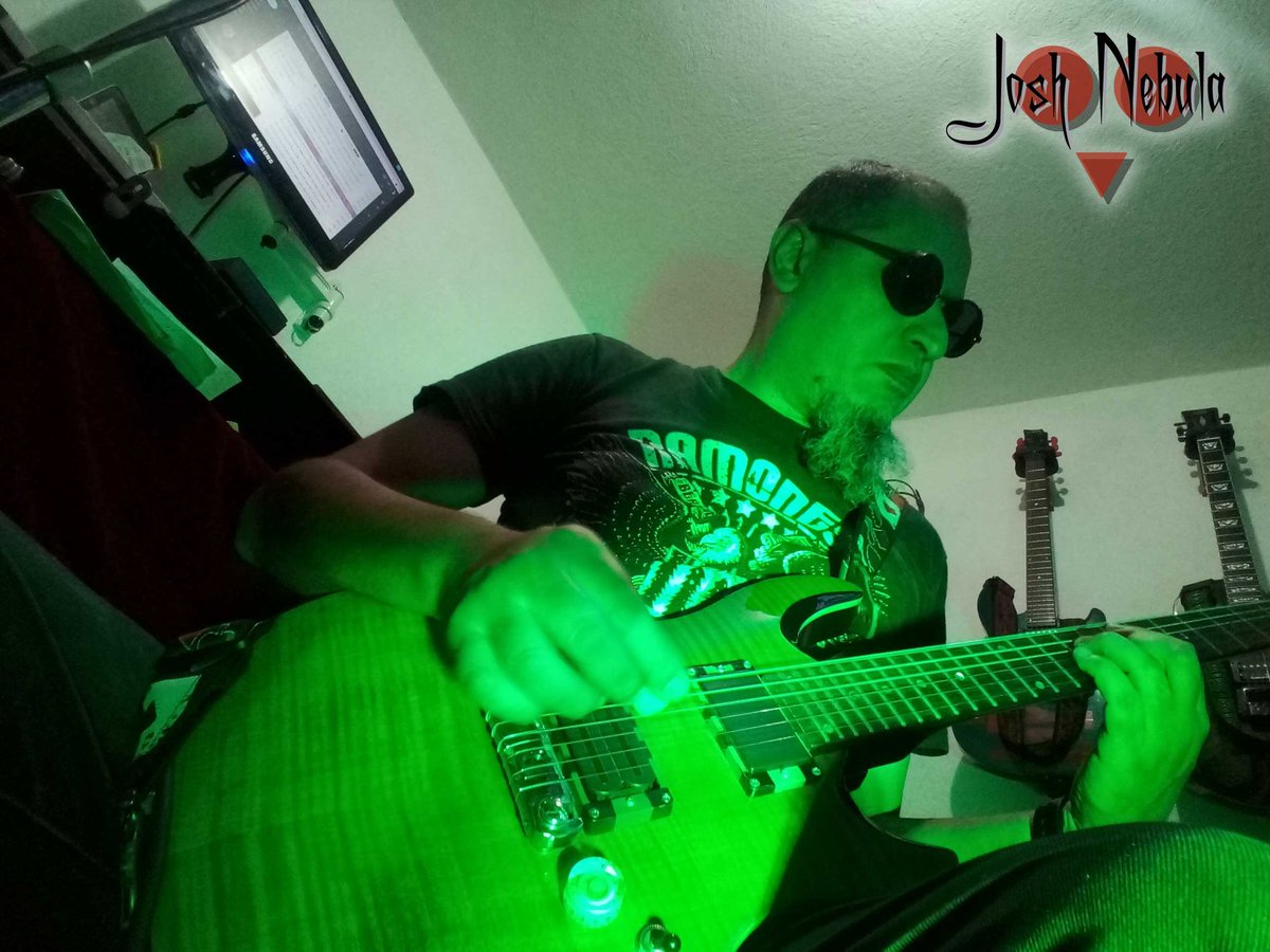 joshnebula's tweet image. Foto reciente de trabajo musical.