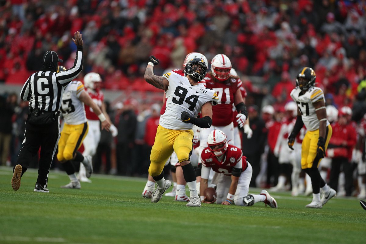uiowa's tweet photo. For the fifth straight year, the Hawkeyes take home the Heroes Trophy! Final: Iowa 27, Nebraska 24. #FightForIowa 💛🖤🏈 https://t.co/KBiSihUzQA