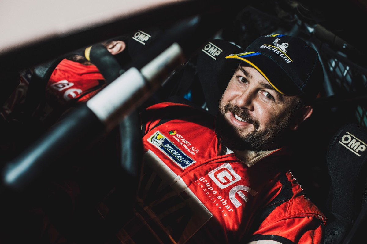 AVIARallyTeam's tweet photo. Aunque nos hemos quedado con las ganas de disputar hasta el final el subcampeonato del #CERT, no hemos desaprovechado la oportunidad de venir al @RallyCERTMadrid para que @GEizmendi y @diegosanjuan85 puedan probar el Skoda Fabia R5 con el que nos gustaría competir el próximo año. https://t.co/QefoXjLugM
