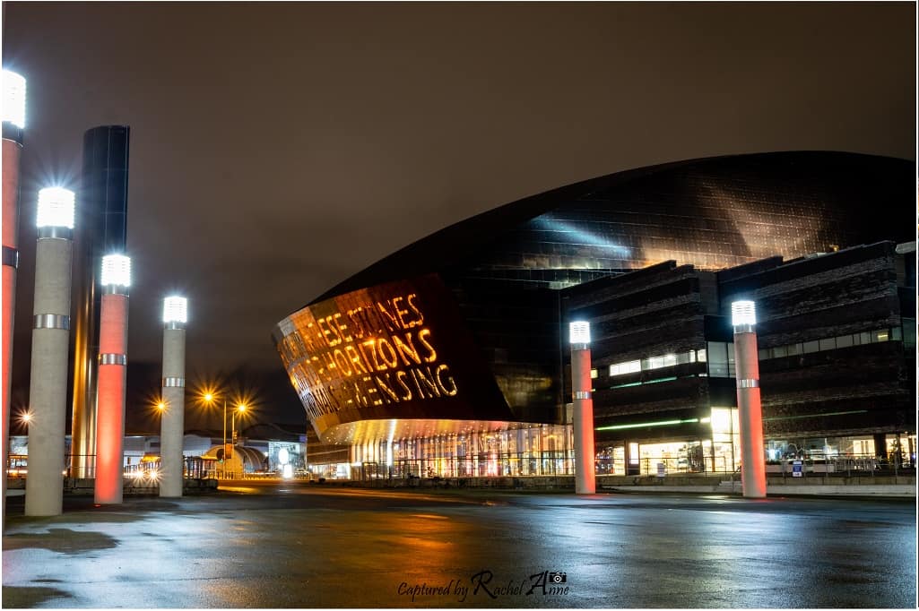 raye74's tweet photo. Cardiff Bay by night
#nikon #nikonphotography #nikond3300 #longexposure #shutterspeed #cardiffbay #tigerbay #milleniumcentrecardiff #milleniumcentre #nightphotography #pierheadbuilding #pierheadbuildingcardiff @cardiffbayofficial #norwegianchurch https://t.co/2rwVg9E3lw