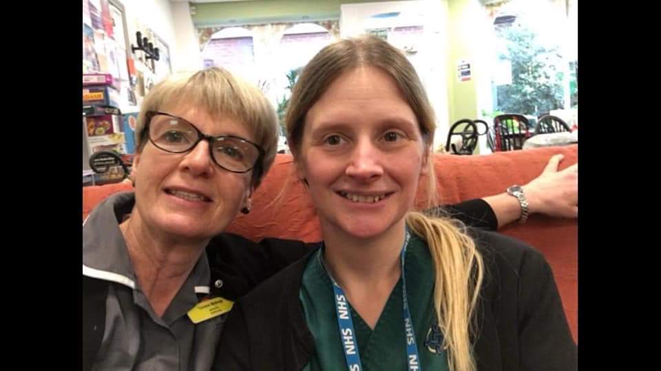 RcmPowys's tweet photo. MSW week! Last week we celebrated a week early with cake and bags of goodies at the shire as we were mostly altogether. Tammy missed shire so Louise took her for cake!
Lola giving Anthea more goodies and a thank you card. 
Thank you to all our MSWs  #RCMpowys #MSWweek2019 https://t.co/vN4NwbUvmG