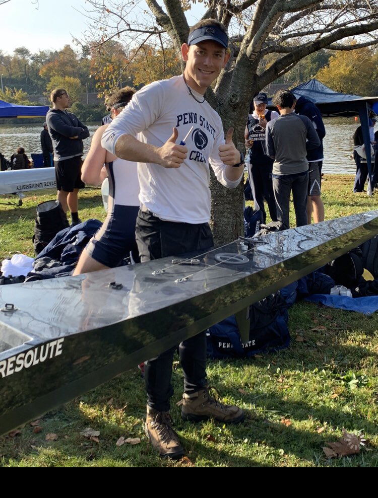 PennStateCrew's tweet image. When you realize there’s Thanksgiving leftovers #rowpsu #rowthevalley
