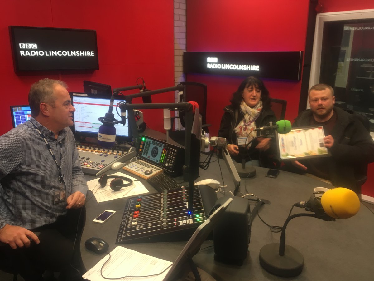 Ownsworths tweet media