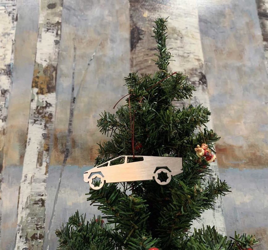 CyberOrnament's tweet image. Alright guys, listen up—here’s the story behind the brand: I have one of the very first Tesla Cybertruck orders and two years to come up with the cash [a thread]