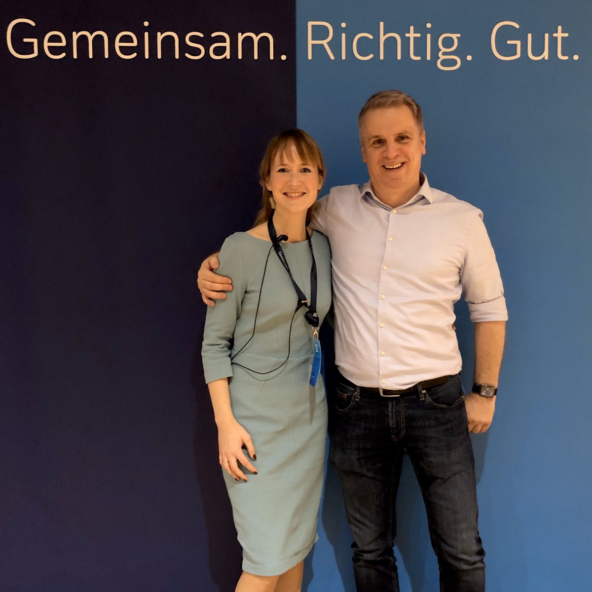 Dinge gemeinsam voranbringen - darum geht es gerade bei unseren Unternehmertagen 2019. Danke @m_c_koch für den top Support und Einsatz heute trotz langwieriger Reise. #DeutscheBank #GemeinsamRichtigGut #PositiverBeitrag #MoveTogether