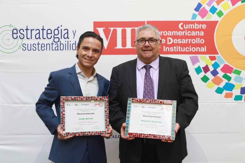 JAP_CDMX's tweet photo. En el marco de la VIII Cumbre Iberioamericana de Desarrollo Institucional @CIDIMX #CIDI2019, se llevó a cabo la entrega de reconocimientos a los talleristas, en este segundo día de actividades. #120AñosJAPDF https://t.co/AdPOqw91lZ