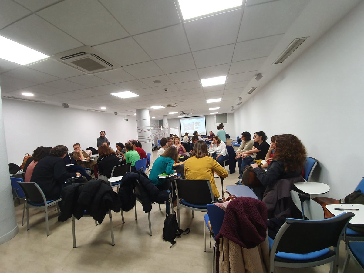 jseguradelpozo's tweet photo. Mis 2 últimos actos oficiales en @madridsalud (recogiendo cosecha de lo sembrado):
2) 29N Última jornada #EnMAPAte https://t.co/W2d6zCFZW2 Despedida😪de 30 pedazos de profesionales 💜💜❤ Programa Empleo Temporal #MapeosActivosEnSalud. Muchas gracias x vuestra💪
#SaludComunitaria https://t.co/gIZqHhKtvi