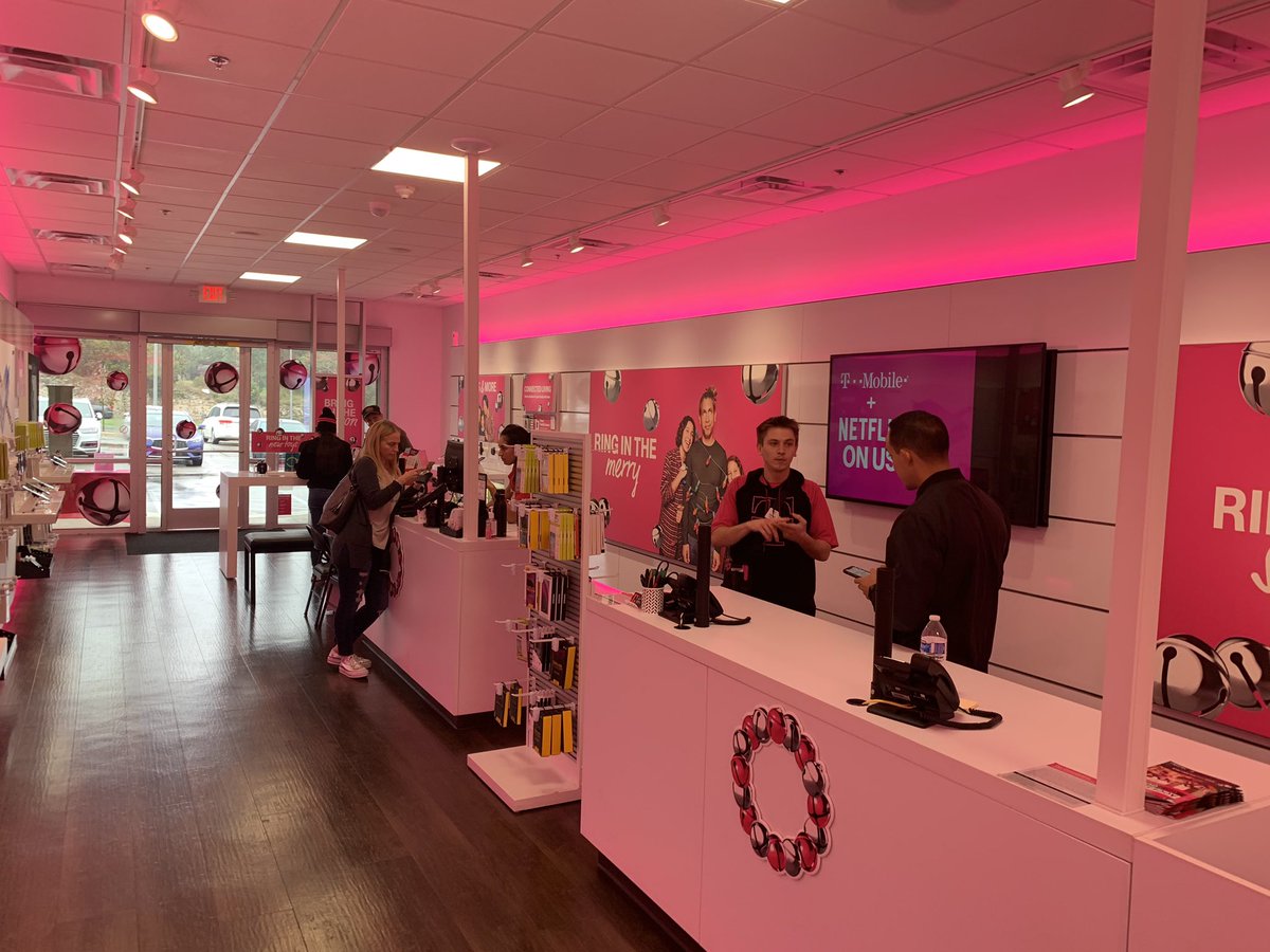 hinchman_john's tweet photo. I feel some magic in the air at Wilderness Oak today!  I’m hereby renaming today.... MAGENTA FRIDAY! #frankhuron #myamtel https://t.co/5hfeDIBRrR