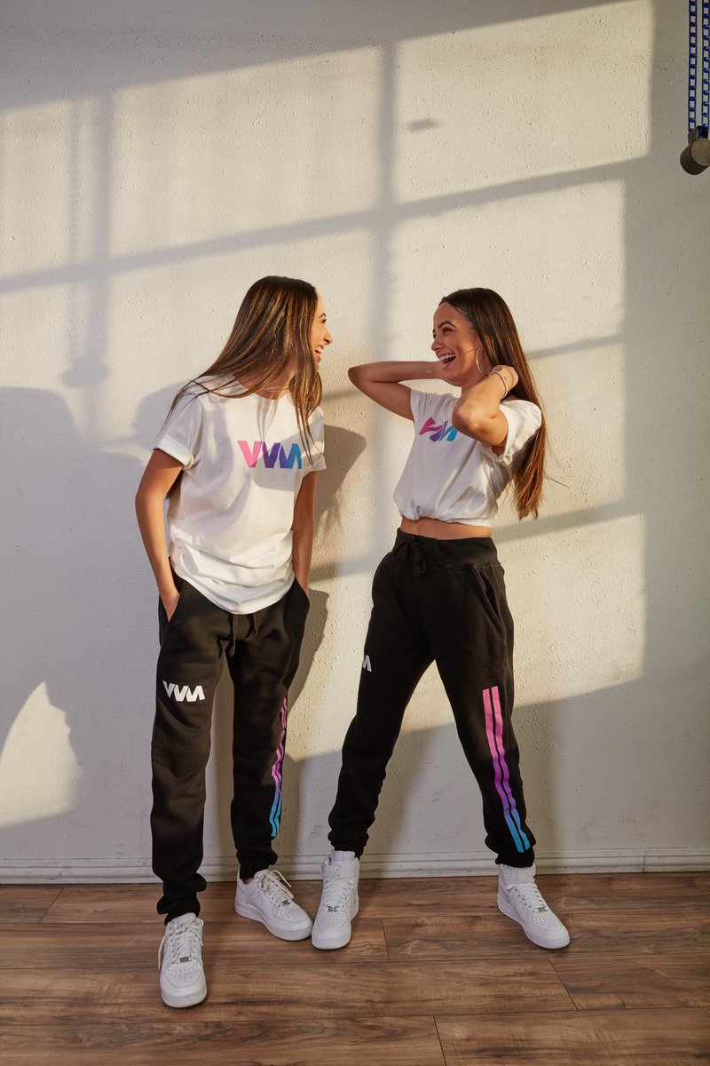 VanessaMerrell's tweet photo. It’s finally here!! New merch! Andddd there’s a sale on literally all the merch. Old and new! So if you want... you could maybe check it out. Only if you want tho! 👀

https://t.co/azdAjVZ0Xt https://t.co/gJLESLHLhM