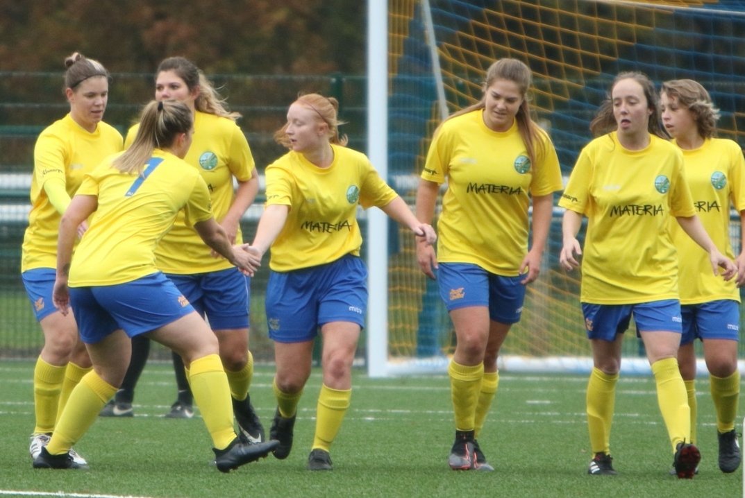 AscotWomenFC's tweet photo. This weekend the Ladies are on their travels to the South Coast

🗓 Sunday 1st December
🏆 @SthRgnWFL Premier Division 
🕑 2pm Kick off
🆚️ @MoneysFCLadies 
🏟 Moneyfields FC
🚘 PO3 6LA
🎟 £2 Entrance fee (under 18's Free) https://t.co/GvSqhUXViG