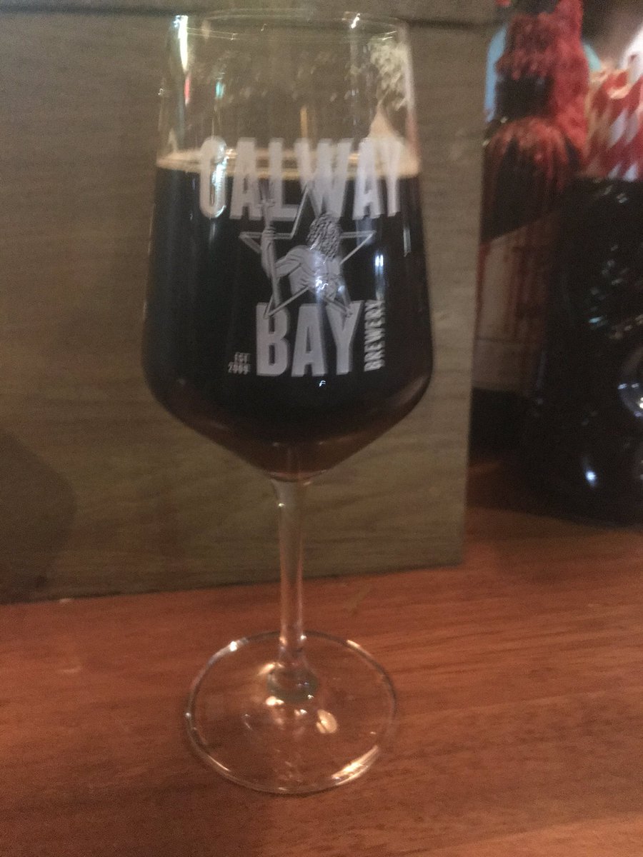 LennardRamone's tweet image. This new @hopfullybrewing Vanilla Baltic Porter is excellent. Smooth and creamy. And I find the badge mysteriously intriguing 😊
Now pouring at @PaddleAnd 
#drinklocal 😎👍🏻🇮🇪🍻