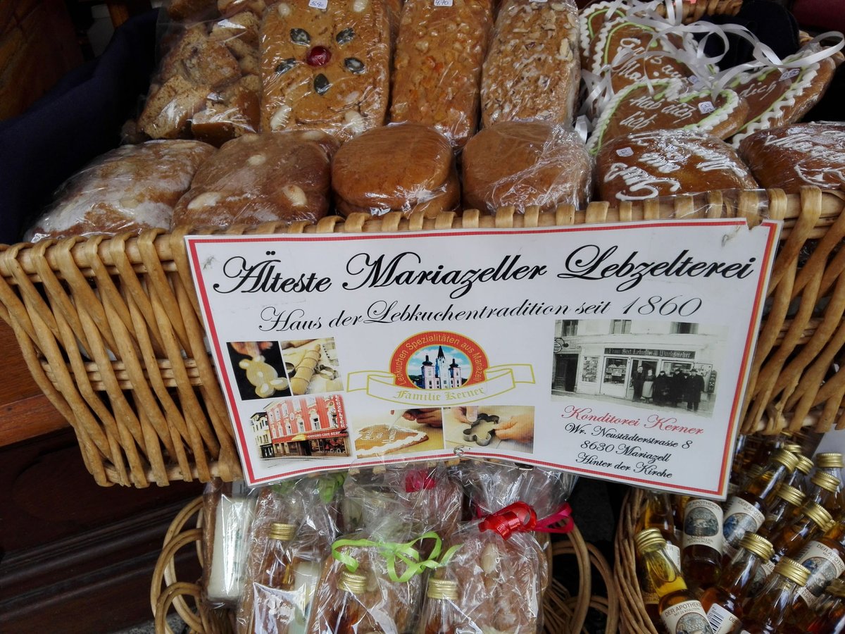 Unlike today, Lebkuchen were not exclusively associated with Christmas but were often sold in places of pilgrimages as a souvenir to take home. That tradition is still alive in places such as Mariazell in Austria. Lebkuchen were also part of festivities like weddings.