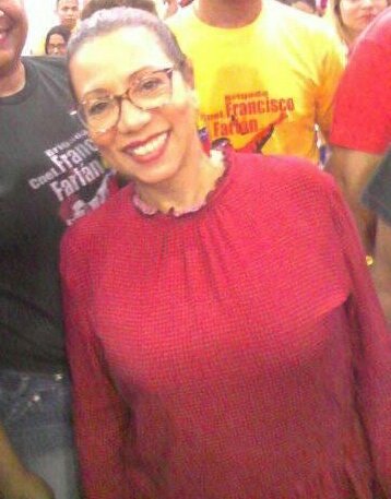 MasterManu33's tweet photo. Carla Angola es la Tania Diaz de MUD https://t.co/HYPgMRKuN0