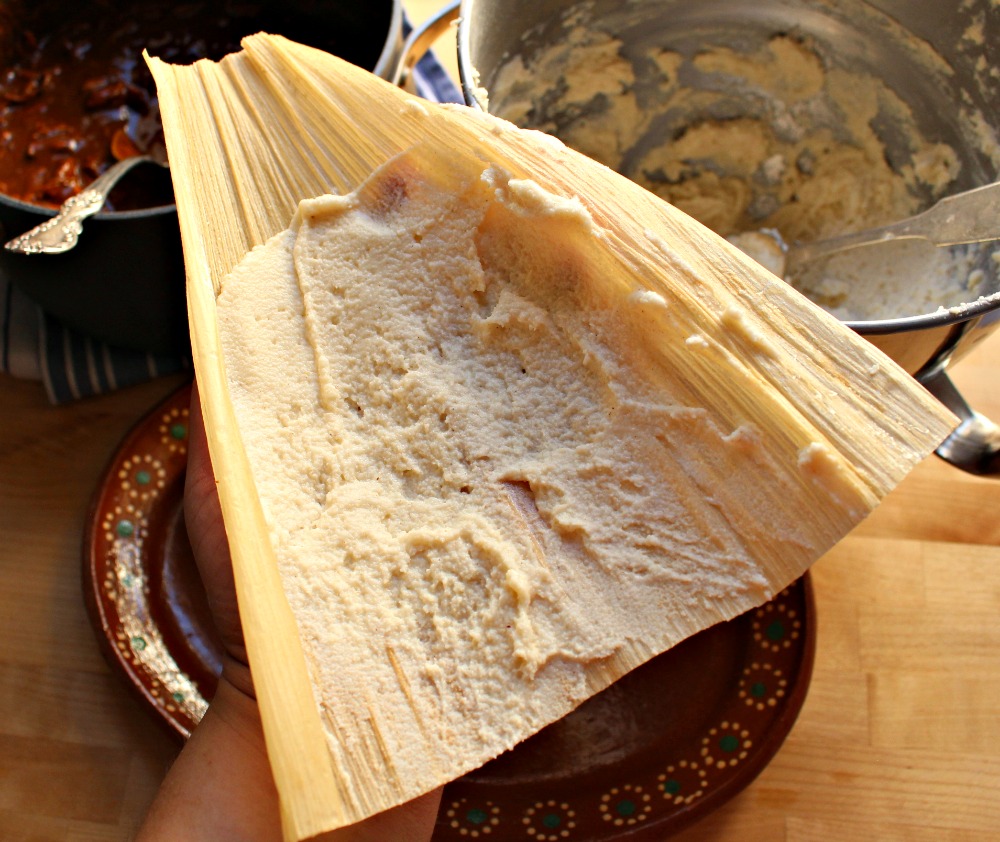 It’s easy to make the masa for tamales. Just a couple of ingredients. Whip this. Mix that... (snaps fingers) ... and done! All that's left is to call over some friends to help assemble homemade tamales. VIDEO + RECIPE > 
inmamamaggieskitchen.com/how-to-make-ma… #mexicanfood #mamamaggieskitchen