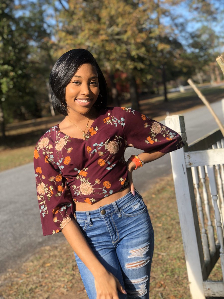 Are you falling for me yet?🧡