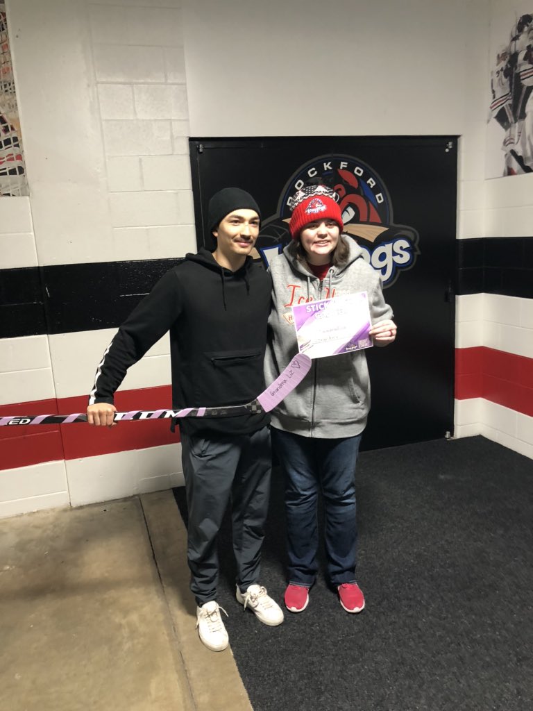 Thank you <a href="/Dsikky11/">Dylan Sikura</a> for playing tonight in my grandma’s name for #hockeyfightscancer.    #cancersucks  #myhockeyfamilyisbest   💜💜💜