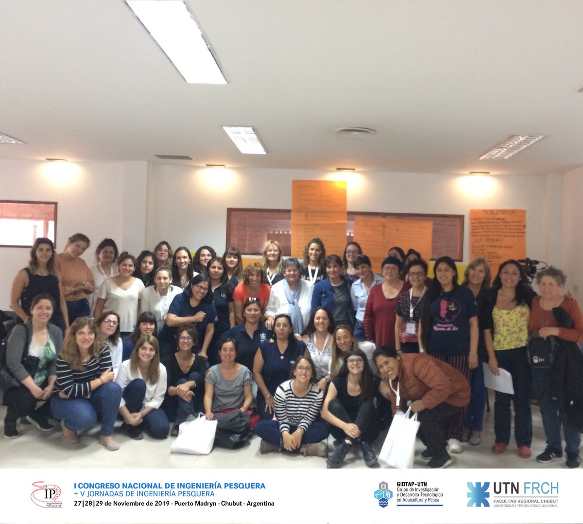 UTNChubut's tweet photo. #CONIPE2019
Cierre de la Mesa de Mujeres https://t.co/Cqfgcghtta