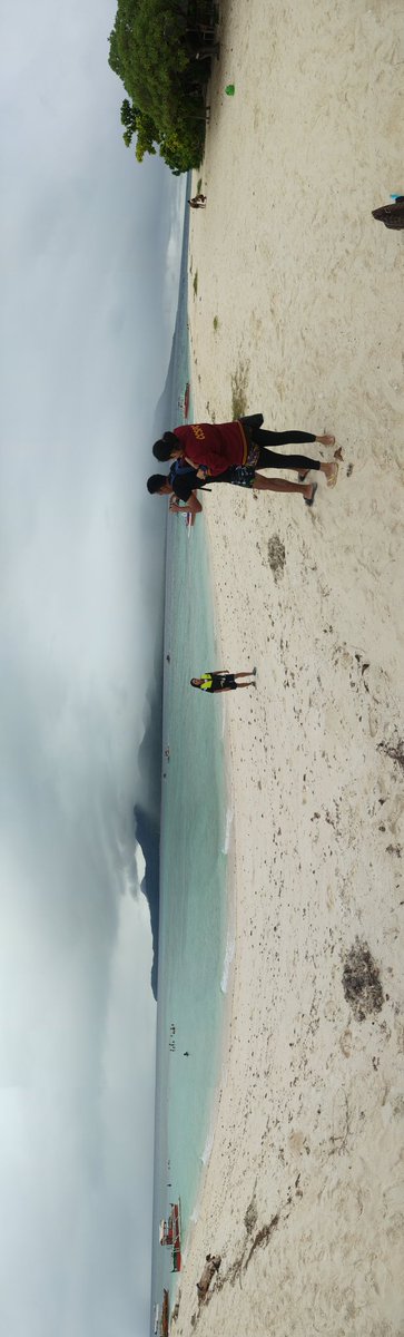 TilendoAshlleya's tweet photo. When in Camiguin ๐
#MASTS2019 https://t.co/pLnc9SHFyV