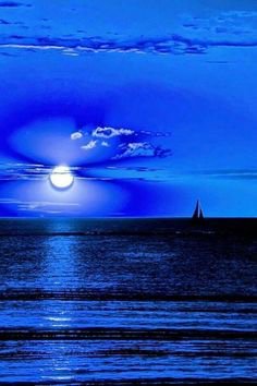 alfonsina61's tweet photo. @tooomaya ESTA CONTIGO 
BRISA AZUL
DE MAR A MAR..
SUAVE OLEAJE 
DE ORILLA A ORILLA
VAIVÉN #DeAmar https://t.co/xB5gIgq6WO