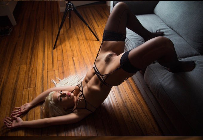 This set uncensored &amp; up NOW https://t.co/OzYwvSqyzJ https://t.co/SzCHcKuSPz<a href="/tag/hustler"class="tags"><span>#hustler</span></a>