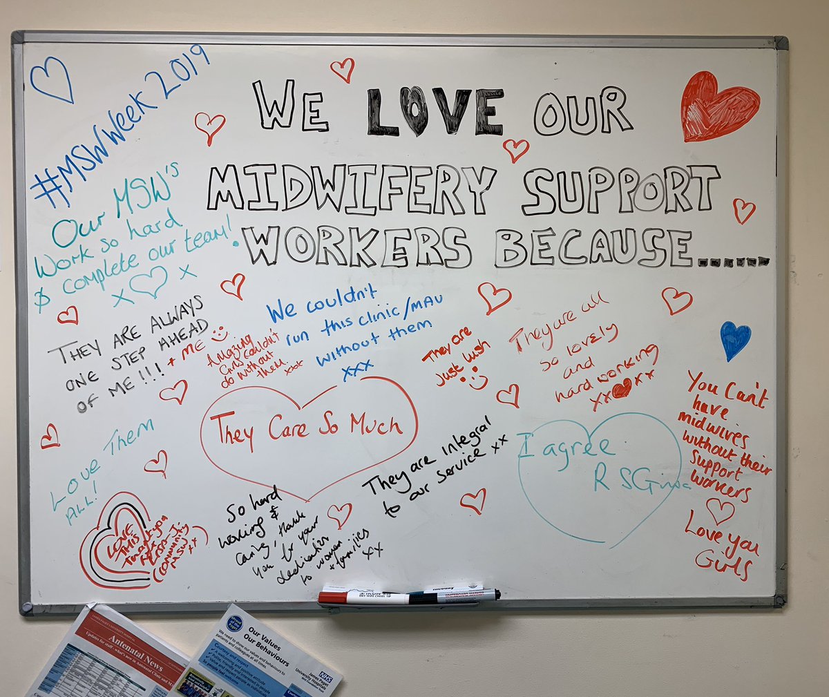 JPUHAntenatal's tweet photo. Sharing the love for our MSWs #MSWWeek2019 @JPUHAntenatal @JamesPagetNHS 💚💙💚💙 https://t.co/UAs15AGDe4