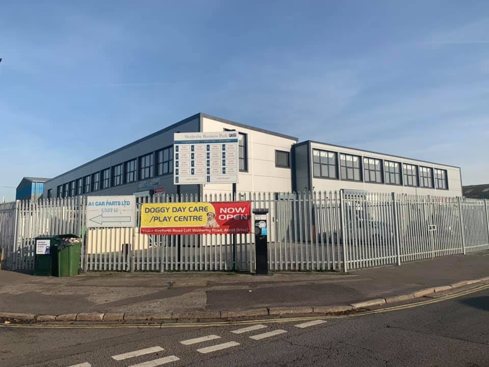 12 x Offices available to let NOW!!!!!!!

Key features:
•Modern Refurbished Offices
•Ranging From 150 - 395 sqft
•Kitchen &amp; WC Facilities
•Parking
•Situated Off Ascot Drive
•Easy access for city centre,   Pride Park, A52, A50, A38, M1

Call us to arrange viewings!