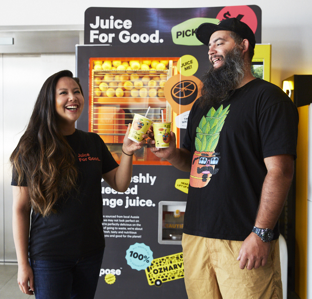 JuiceForGoodAU's tweet photo. Love that our collab with Mulga has been featured in The Leader! Great to work with this talented local artist, to celebrate our #JuiceForGood story. Our juice-loving customers have helped us save 1 million blemished oranges from going to waste! 🍊👍😘https://t.co/0xfYL1h0jb https://t.co/NOlXkFCYGt