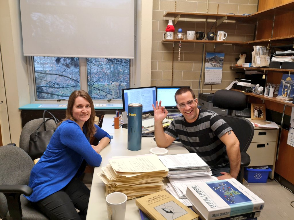 rjasonthompson's tweet photo. Gotta love when you do a drive by to say hi to one of your @WaterlooSci faculty (#RickMarta) -- and you discover them practicing an experiment w a colleague (@ingramlj)

#GoodTeachingStartsHere
#PracticeWhatYouPreach https://t.co/xrxKqm0TxC