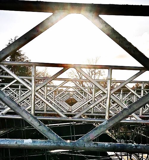 basescaffuk's tweet photo. Beams beams beams! #TemporaryRoof #Scaffold #NewBuild #ScaffoldContractor #WestByfleet @AWhatleyTHS https://t.co/GAOvW7DKBS