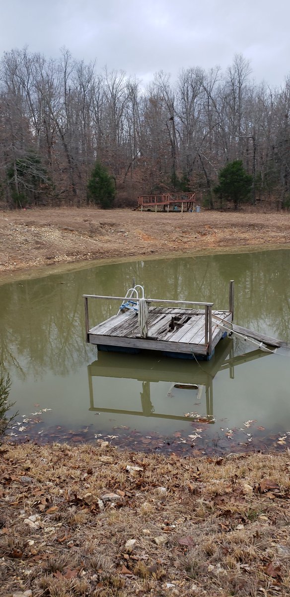 KittyCat1964's tweet photo. This dock has seen better days🙁 #fryatt #Arkansas #HomeForTheHolidays https://t.co/756Mj2dRJO