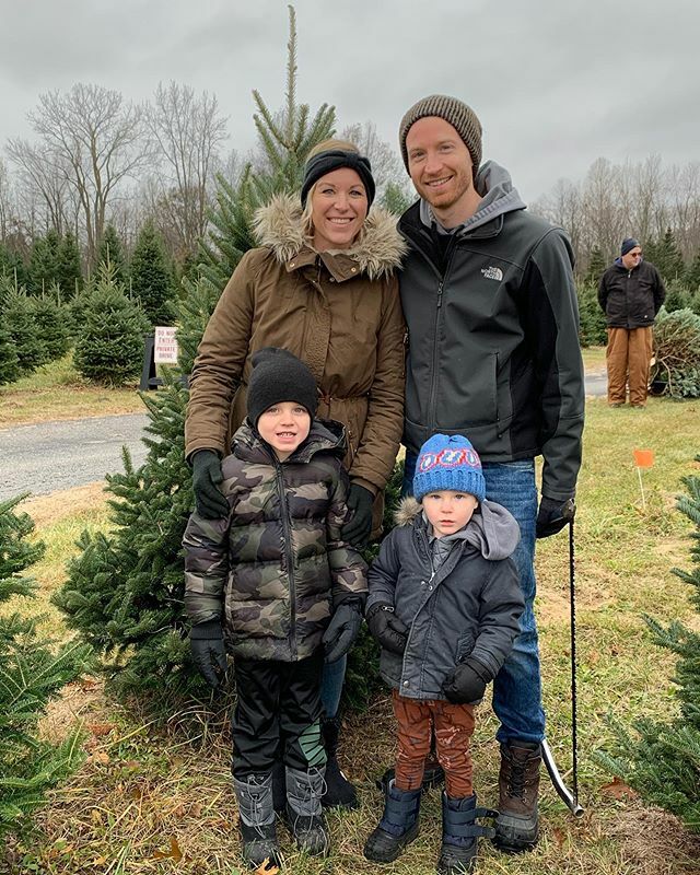 A great morning at St Joe Tree Farm picking + cutting down our Christmas tree 🌲One of our favorite family traditions ☺️ ift.tt/33sJ7Tm