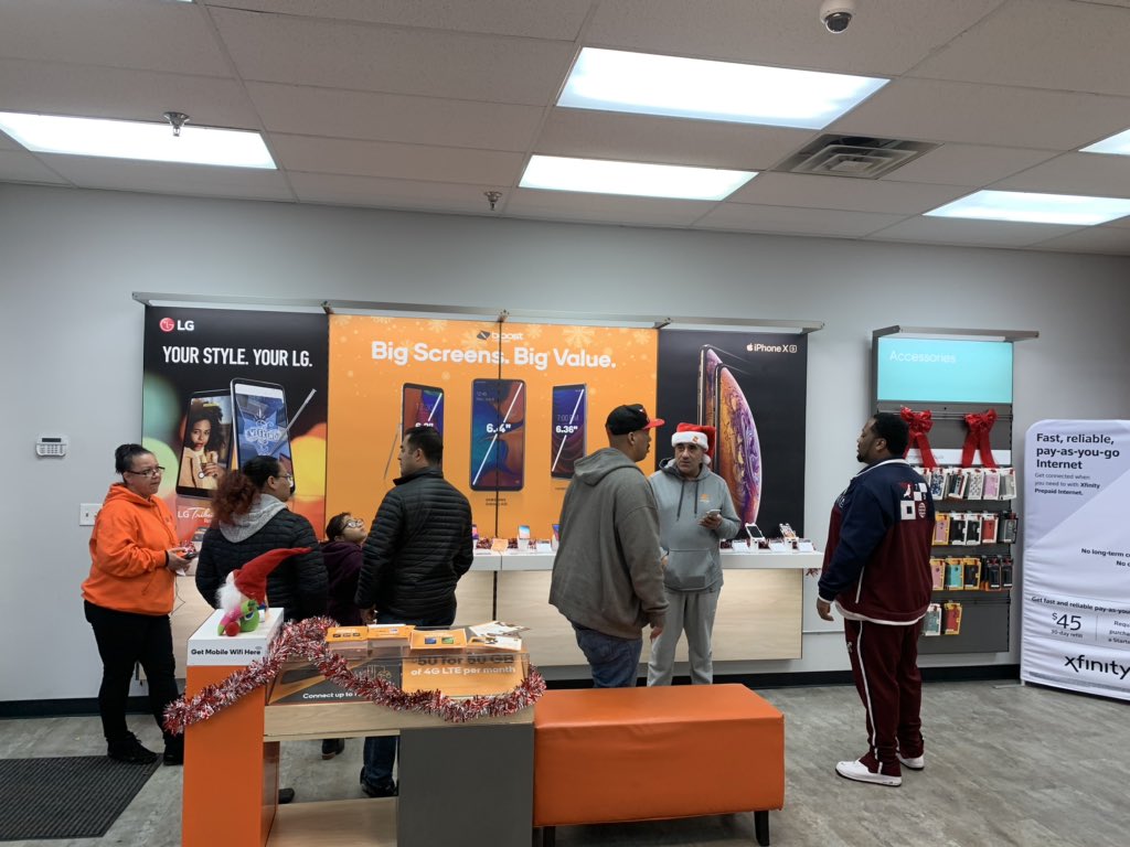 Closing lines <a href="/Mobileoneteam/">Mobile One Wireless</a>  Rice St! <a href="/RyanMaierMN/">Ryan Maier</a> <a href="/DeVriesPaul/">Paul DeVries</a>