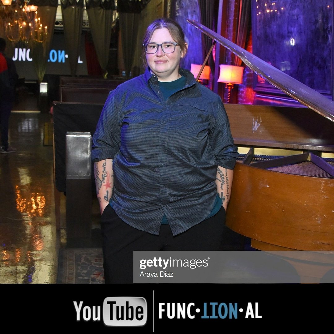 functionalserie's tweet image. @CoryX182 🐱🐱 one of our amazing cinematographers who wore many hats in this production. While setting and recording you can also find her running sound, lines, lighting. 

#FunctionalSeries premieres in ONE WEEK! Subscribe to our @youtube channel
m.youtube.com/channel/UCt5Iz…