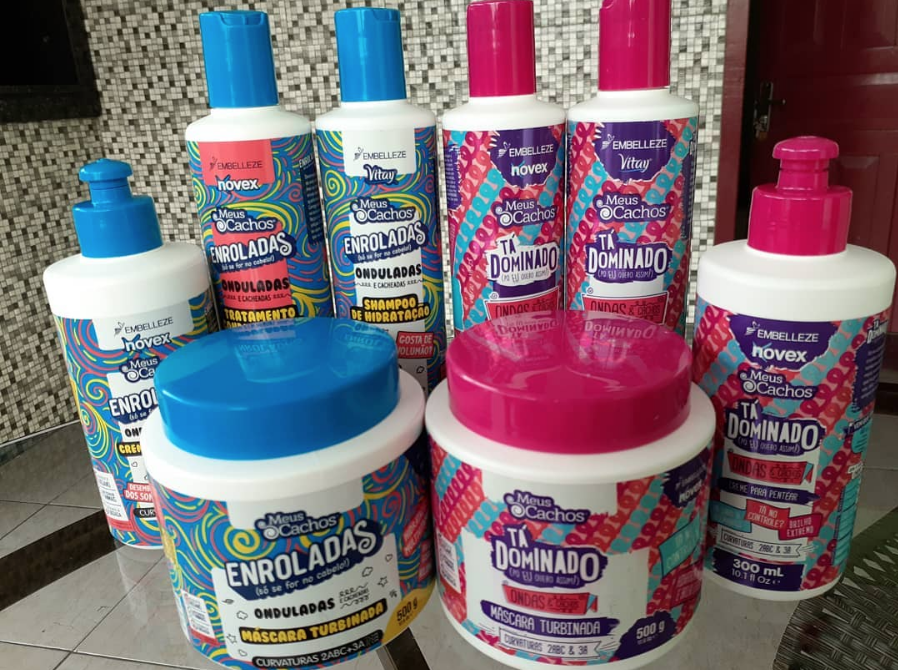 Novex_haircare's tweet image. Volume or Control?💗💙💗💙
.
.
.
@fabianamartiinsoficial
#bouncycurls #enroladas #novexenroladas #volume #novex #novexhaircare #haircare #curlyhairdontcare #curly #bestcurls #shine #hairvolume #arganoil #avocadooil #embelleze #tadominado #tamedcurls #frizzcontrol