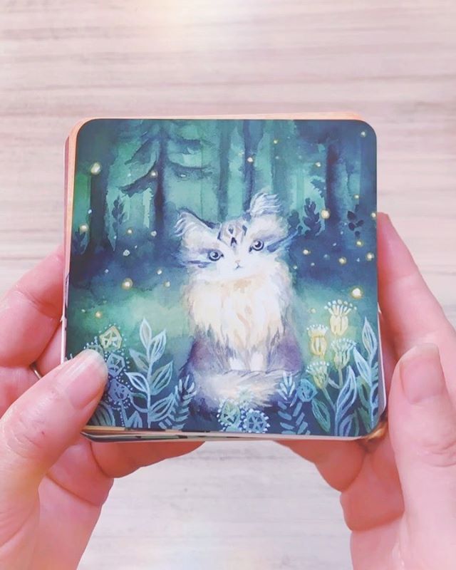 🖤20% off Spirit Cats Oracle Decks, gifts sets, stickers, moon ritual sets, signed art prints, totes and more. 🖤 Use code: COSMICKITTY 🖤 NicolePiar.com/shop 🖤🖤🖤 sending love and thanks to you! zpr.io/tY5mG