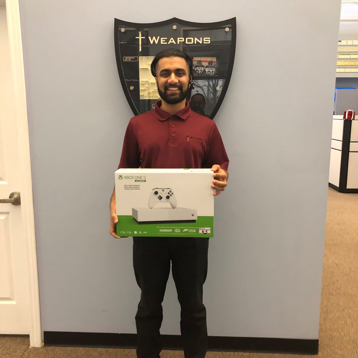 ITW Service Desk tweet media