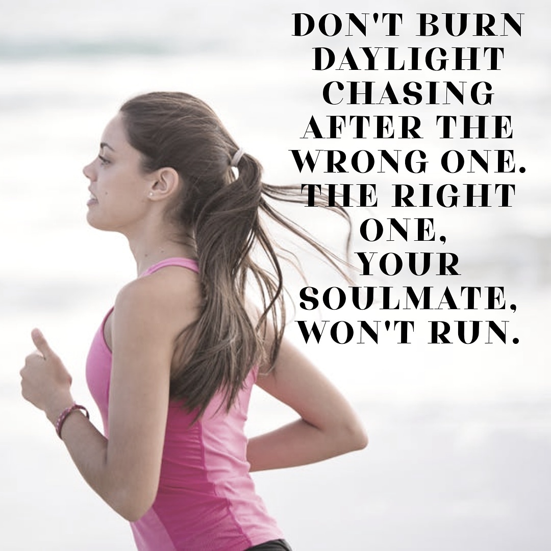 KellyAnnGarnett's tweet photo. Your Soulmate will run to you, not away from you 💕
*
#dontchase #dontchasepeople #dontchasehim #dontchaselove #lovewillfindyou #love #soulmate #soulmates #relationshipgoals #valueyourself #youdeservelove #lawofattraction #abrahamhicks #lovecoach #selflove #selflovequotes https://t.co/8Bke1MNWm8