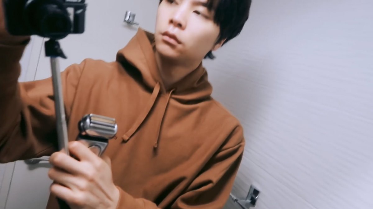 쟈니 트리비아 tweet media