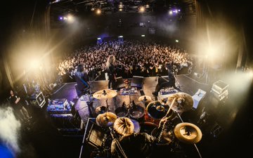 Big Catのキャパはどれくらい 座席のレイアウトは フェスセト