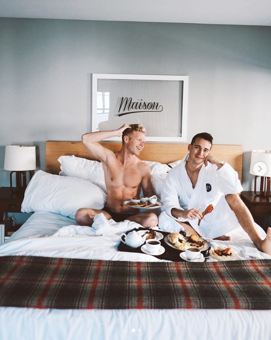 Hello Cyber Week - Plan your winter escape!
bit.ly/2DmdyzQ

📷: @justincblomgren