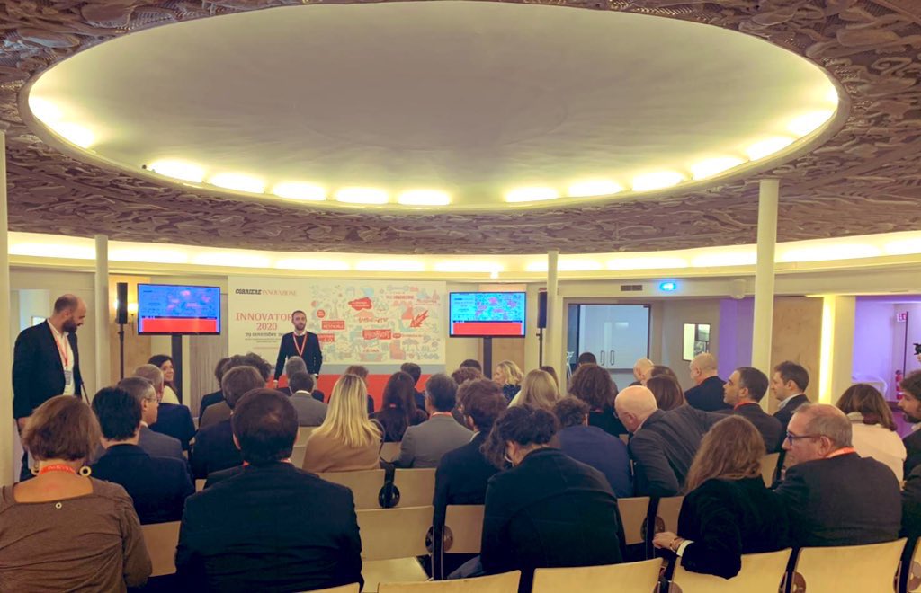 Do it with passion or not at all - la mia faccia parla da sola, Che emozione essere sul palco di #Innovatori2020 e dirigere i lavori ai tavoli! GraIe <a href="/Bip_Group/">BIP</a>!