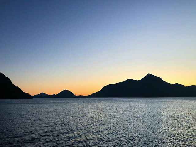 BenJHudson's tweet photo. Quiet sunset in Squamish, BC #latergram https://t.co/XeVKnXdr9T https://t.co/2i1xDijLy8